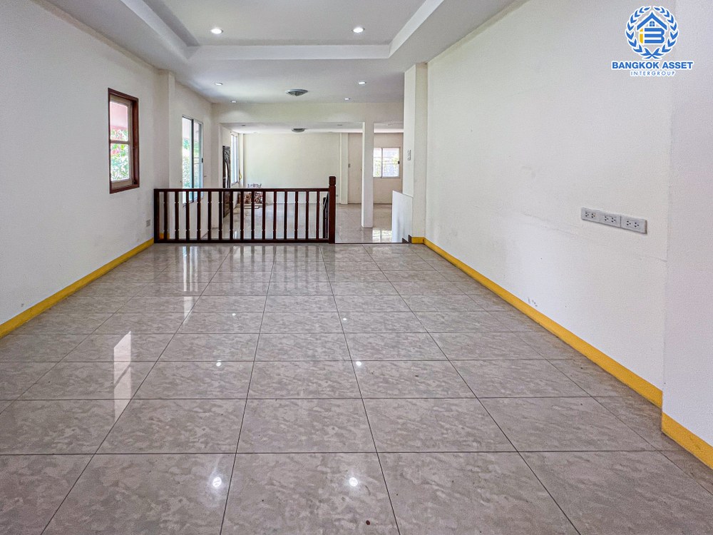 *****บ้านเดี่ยวมือสอง โครงการ ลลินกรีนวิลล์ บางบอน3 เนื้อที่ 103.20 ตร.ว. ฟังก์ชัน 3 ห้องนอน 3 ห้องน้ำ 2 ที่จอดรถ บ้านสภาพดีเยี่ยม พร้อมเข้าอยู่ บนทำเลเดินทางสะดวก เชื่อมต่อถนนเพชรเกษม ถนนมาเจริญ ถนนพุทธมณฑลสาย2 ถนนกาญจนาภิเษก ใกล้จุดขึ้นทางพิเศษเฉลิมมหานคร