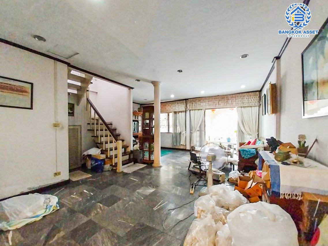 *****ทาวน์เฮ้าส์มือสองนนทบุรี โครงการ บุศรินทร์ วงแหวน-รัตนาธิเบศร์ เนื้อที่กว้าง 25 ตร.ว. ฟังก์ชัน 2 ห้องนอน 2 ห้องน้ำ 1 ที่จอดรถ แถมฟรี! เครื่องปรับอากาศ เครื่องดูดควัน บนทำเลแห่งการเดินทาง เชื่อมต่อถนนบ้านกล้วย-ไทรน้อย, ถนนกาญจณาภิเษก ใกล้ทางด่วน "ศรีรัช"