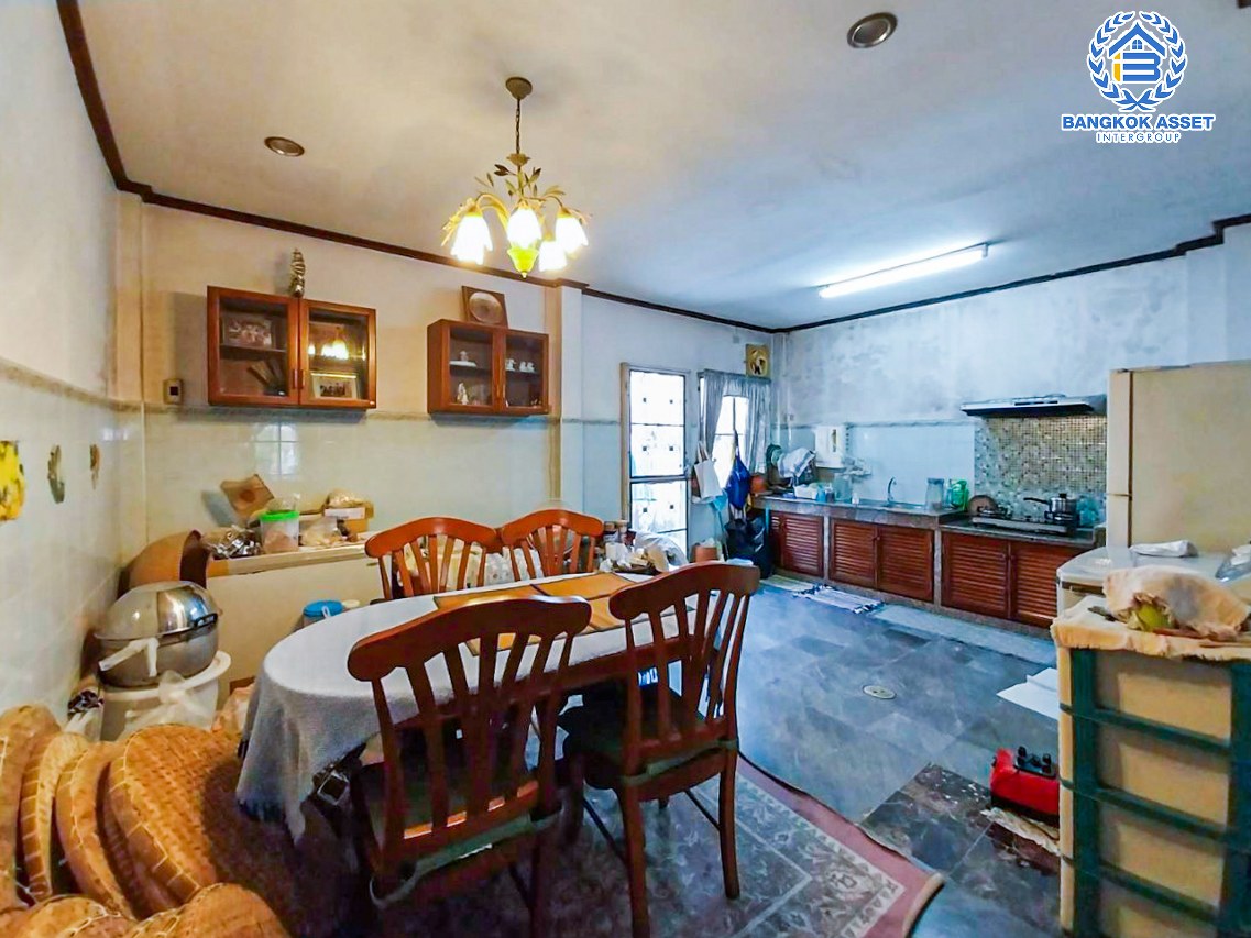 *****ทาวน์เฮ้าส์มือสองนนทบุรี โครงการ บุศรินทร์ วงแหวน-รัตนาธิเบศร์ เนื้อที่กว้าง 25 ตร.ว. ฟังก์ชัน 2 ห้องนอน 2 ห้องน้ำ 1 ที่จอดรถ แถมฟรี! เครื่องปรับอากาศ เครื่องดูดควัน บนทำเลแห่งการเดินทาง เชื่อมต่อถนนบ้านกล้วย-ไทรน้อย, ถนนกาญจณาภิเษก ใกล้ทางด่วน "ศรีรัช"