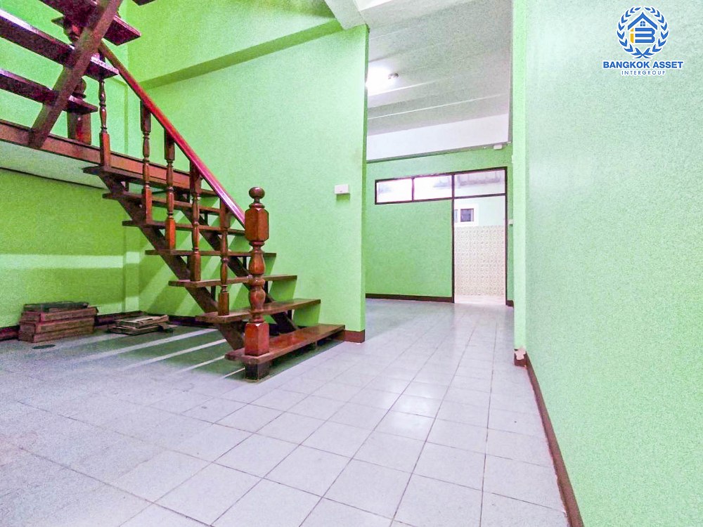 *****ทาวน์โฮมมือสองกรุงเทพมหานคร หมู่บ้าน ซอยเอกชัย89 แยก3-2 เอกชัย เนื้อที่ 18 ตร.ว. ฟังก์ชัน 4 ห้องนอน 3 ห้องน้ำ 1 ที่จอดรถ บ้านสภาพดี พร้อมเข้าอยู่ บนทำเลแห่งการเดินทาง เชื่อมต่อถนนพระราม2, ถนนกาญจนาภิเษก, ถนนเอกชัย ในราคาสุดคุ้ม!!