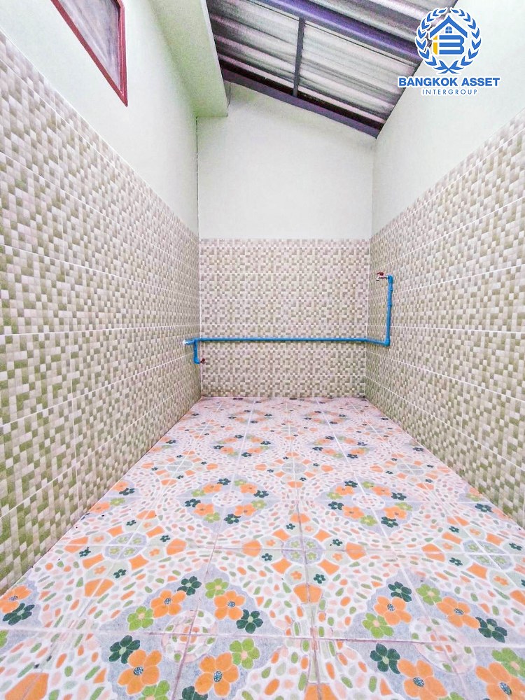 *****ทาวน์โฮมมือสองกรุงเทพมหานคร หมู่บ้าน ซอยเอกชัย89 แยก3-2 เอกชัย เนื้อที่ 18 ตร.ว. ฟังก์ชัน 4 ห้องนอน 3 ห้องน้ำ 1 ที่จอดรถ บ้านสภาพดี พร้อมเข้าอยู่ บนทำเลแห่งการเดินทาง เชื่อมต่อถนนพระราม2, ถนนกาญจนาภิเษก, ถนนเอกชัย ในราคาสุดคุ้ม!!