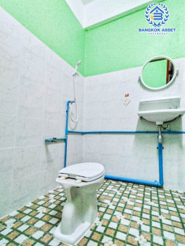 *****ทาวน์โฮมมือสองกรุงเทพมหานคร หมู่บ้าน ซอยเอกชัย89 แยก3-2 เอกชัย เนื้อที่ 18 ตร.ว. ฟังก์ชัน 4 ห้องนอน 3 ห้องน้ำ 1 ที่จอดรถ บ้านสภาพดี พร้อมเข้าอยู่ บนทำเลแห่งการเดินทาง เชื่อมต่อถนนพระราม2, ถนนกาญจนาภิเษก, ถนนเอกชัย ในราคาสุดคุ้ม!!