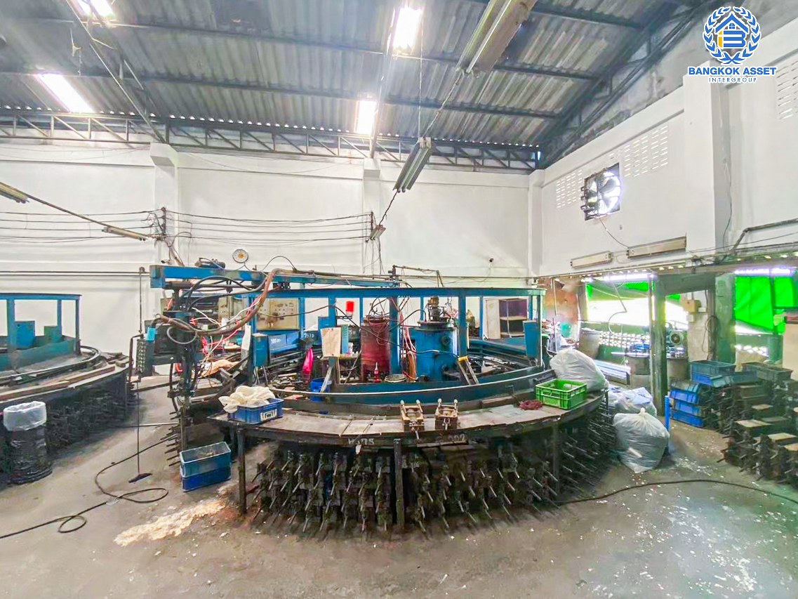 *****โรงงานมือสองสมุทรสาคร มินิแฟตติรี่ พระราม2 เนื้อที่กว้างขวาง 827.7 ตร.ว. ฟังก์ชัน 2 ห้องนอน 8 ห้องน้ำ ขายโรงงานพร้อมกิจการ แถมฟรี! 2 เครื่องปรับอากาศ บนทำเลดี เชื่อมต่อถนนแคราย, ถนนพุทธสาคร, ถนนเศรษฐกิจ 1