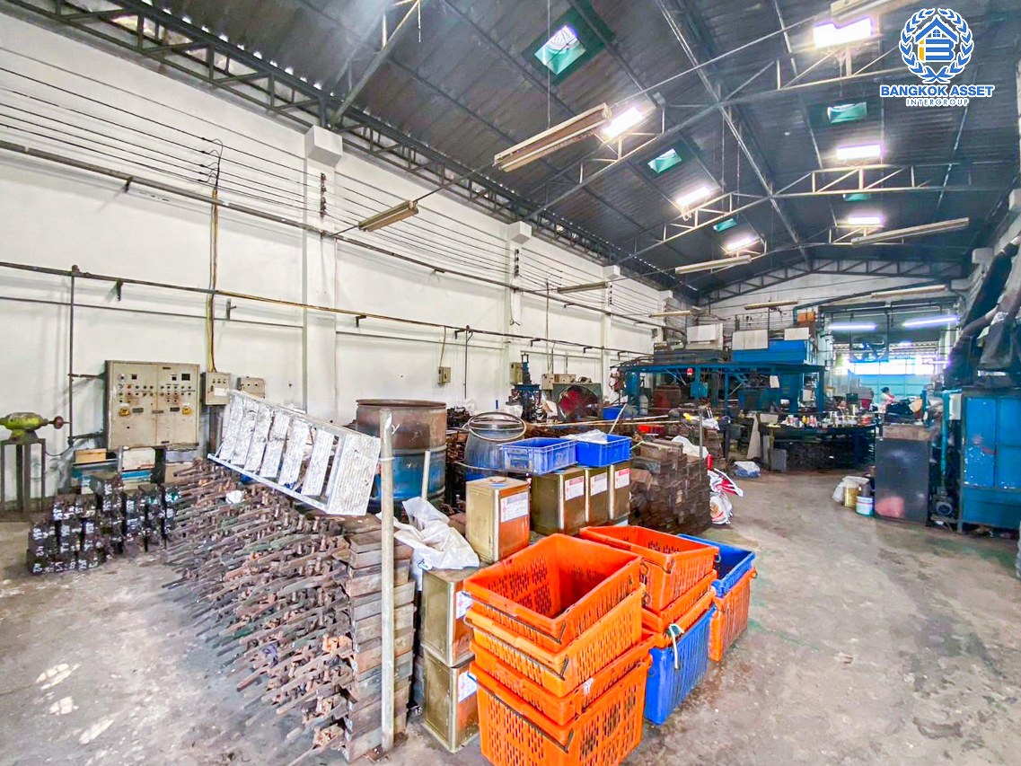 *****โรงงานมือสองสมุทรสาคร มินิแฟตติรี่ พระราม2 เนื้อที่กว้างขวาง 827.7 ตร.ว. ฟังก์ชัน 2 ห้องนอน 8 ห้องน้ำ ขายโรงงานพร้อมกิจการ แถมฟรี! 2 เครื่องปรับอากาศ บนทำเลดี เชื่อมต่อถนนแคราย, ถนนพุทธสาคร, ถนนเศรษฐกิจ 1