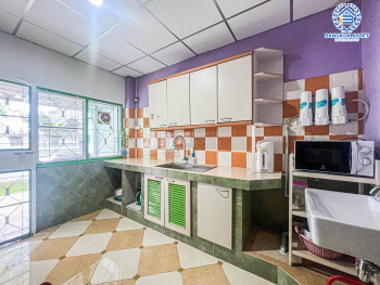 *****ทาวน์เฮ้าส์มือสองนนทบุรี หมู่บ้าน เศรณีวิลล่า บ้านกล้วย-ไทรน้อย เนื้อที่กว้าง 34 ตร.ว. ฟังก์ชัน 3 ห้องนอน 2 ห้องน้ำ 1 ที่จอดรถ แถมฟรี! 4 เครื่องปรับอากาศ, เฟอร์นิเจอร์ บนทำเลแห่งการเดินทาง ใกล้รถไฟฟ้าสายสีม่วง "สถานีคลองบางไผ่" และทางด่วน "ศรีรัช" ในราคาสุดคุ้ม!