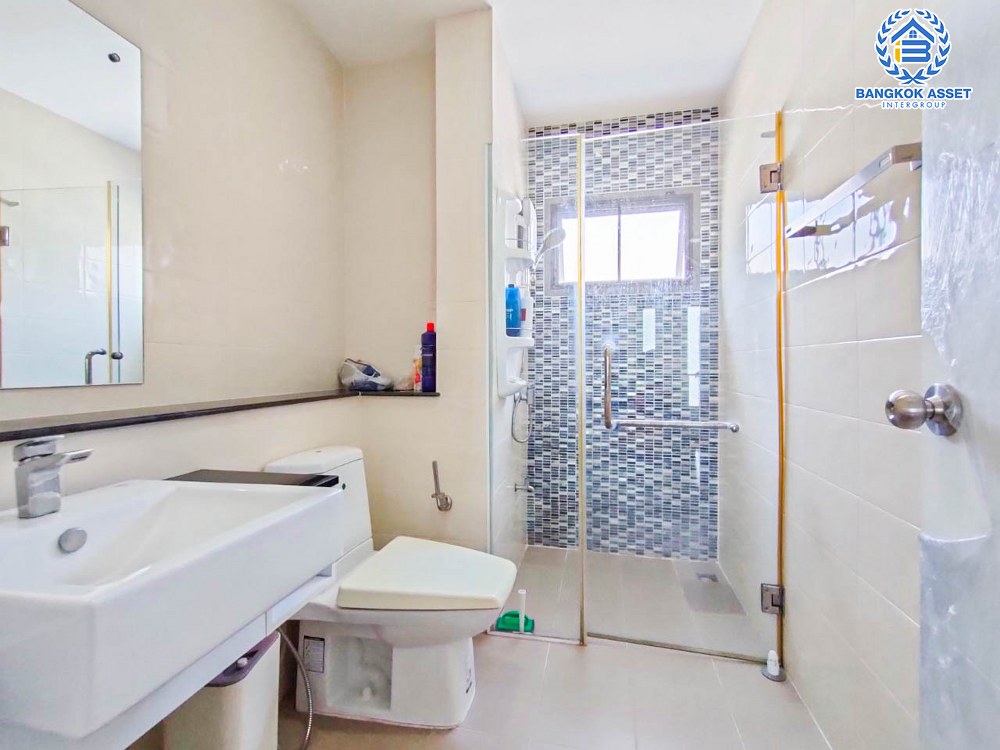 *****บ้านเดี่ยวมือสองนนทบุรี โครงการ เพอร์เฟคเพลส ราชพฤกษ์ เนื้อที่กว้างมากถึง 64.4 ตร.ว. ฟังก์ชัน 3 ห้องนอน 3 ห้องน้ำ 2 ที่จอดรถ บ้านสภาพสวย พร้อมอยู่ แถมฟรี! 4 เครื่องปรับอากาศ บนทำเลติด ถนนราชพฤกษ์ เพียง 10 นาทีก็ถึงรถไฟฟ้าสายสีม่วง "สถานีบางรักน้อยท่าอิฐ" และใกล้ทางด่วน "ศรีรัช" จองเลย!