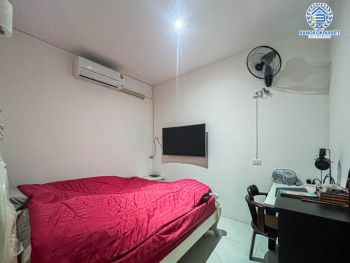 *****บ้านมือสอง โครงการ กรีนวู้ดปาร์ค ปทุมธานี-สามโคก เนื้อที่ 204 ตร.ว. ฟังก์ชัน 3 ห้องนอน 4 ห้องน้ำ 2 ที่จอดรถ บ้านหลังใหญ่ พื้นที่กว้างขวาง พร้อมสระว่ายน้ำบรรยากาศเหมือนรีสอร์ทส่วนตัว บนทำเลเดินทางสะดวก เข้า-ออกเมืองได้ง่าย เชื่อมต่อถนนปทุมธานี-บางปะอิน ถนนรังสิต-ปทุมธานี