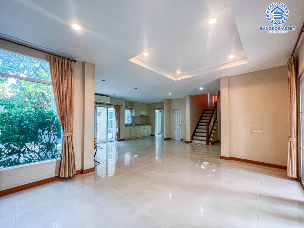 บ้านเดี่ยวมือสอง โครงการ ลัดดารมย์ วัชรพล-รัตนโกสินทร์ เนื้อที่ 80.60 ตร.ว. พร้อมฟังก์ชัน 4 ห้องนอน 4 ห้องน้ำ จอดรถได้ 2 คัน สภาพบ้านดีพร้อมอยู่ บนทำเลศักยภาพ ใกล้แฟชั่นไอซ์แลนด์ โครงการรถไฟฟ้าสายสีเขียว "สถานีสะพานใหม่" และทางด่วน "ฉลองรัช"...