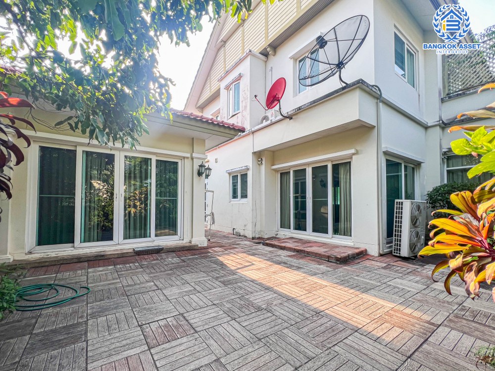 บ้านเดี่ยวมือสอง โครงการ ลัดดารมย์ วัชรพล-รัตนโกสินทร์ เนื้อที่ 80.60 ตร.ว. พร้อมฟังก์ชัน 4 ห้องนอน 4 ห้องน้ำ จอดรถได้ 2 คัน สภาพบ้านดีพร้อมอยู่ บนทำเลศักยภาพ ใกล้แฟชั่นไอซ์แลนด์ โครงการรถไฟฟ้าสายสีเขียว "สถานีสะพานใหม่" และทางด่วน "ฉลองรัช"...