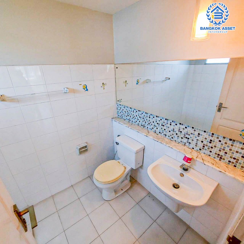 *****บ้านเดี่ยวมือสองนนทบุรี โครงการ ชัยพฤกษ์ ปิ่นเกล้า-สาทร หลังมุม! เนื้อที่กว้าง 55.4 ตร.ว. ฟังก์ชัน 3 ห้องนอน 3 ห้องน้ำ 2 ที่จอดรถ บ้านสภาพใหม่ไม่ค่อยได้อยู่ เพื่อนบ้านดี บนทำเลดี เชื่อมต่อถนนราชพฤกษ์, ถนนรัตนาธิเบศร์ ใกล้รถไฟฟ้าสายสีน้ำเงิน "สถานีบางหว้า" และทางด่วน "ศรีรัช"