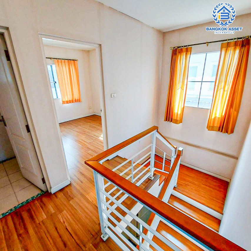 *****บ้านเดี่ยวมือสองนนทบุรี โครงการ ชัยพฤกษ์ ปิ่นเกล้า-สาทร หลังมุม! เนื้อที่กว้าง 55.4 ตร.ว. ฟังก์ชัน 3 ห้องนอน 3 ห้องน้ำ 2 ที่จอดรถ บ้านสภาพใหม่ไม่ค่อยได้อยู่ เพื่อนบ้านดี บนทำเลดี เชื่อมต่อถนนราชพฤกษ์, ถนนรัตนาธิเบศร์ ใกล้รถไฟฟ้าสายสีน้ำเงิน "สถานีบางหว้า" และทางด่วน "ศรีรัช"