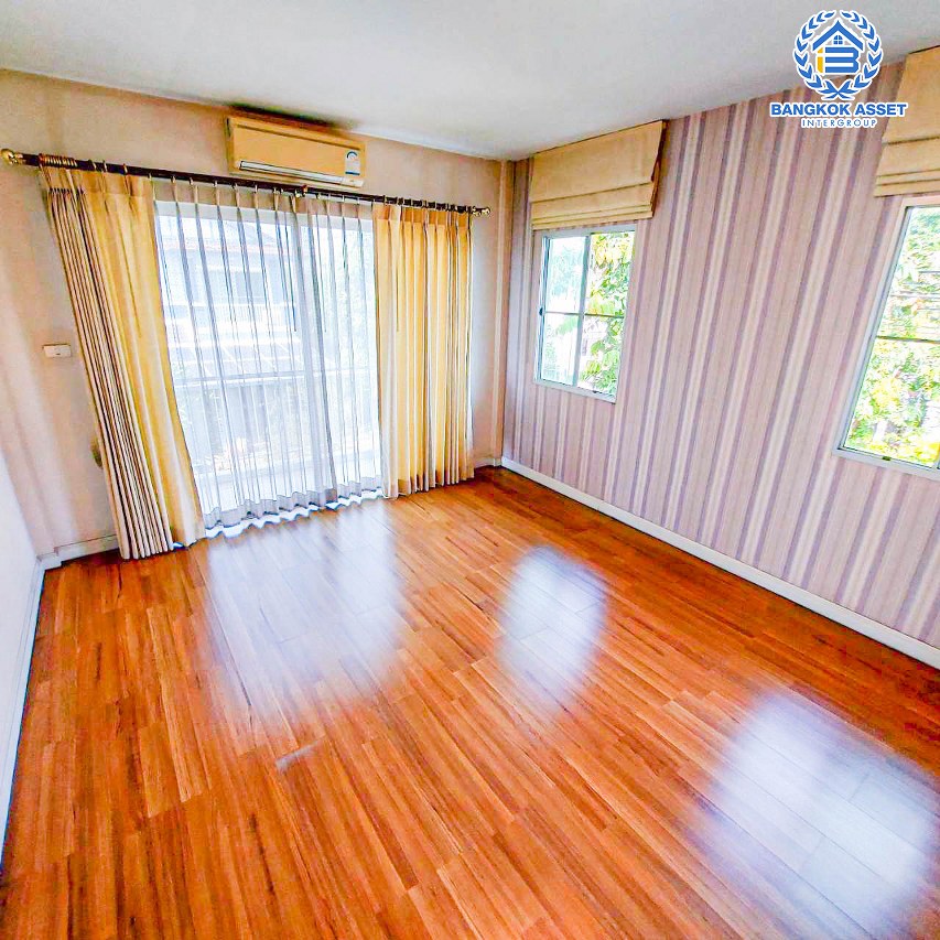 *****บ้านเดี่ยวมือสองนนทบุรี โครงการ ชัยพฤกษ์ ปิ่นเกล้า-สาทร หลังมุม! เนื้อที่กว้าง 55.4 ตร.ว. ฟังก์ชัน 3 ห้องนอน 3 ห้องน้ำ 2 ที่จอดรถ บ้านสภาพใหม่ไม่ค่อยได้อยู่ เพื่อนบ้านดี บนทำเลดี เชื่อมต่อถนนราชพฤกษ์, ถนนรัตนาธิเบศร์ ใกล้รถไฟฟ้าสายสีน้ำเงิน "สถานีบางหว้า" และทางด่วน "ศรีรัช"