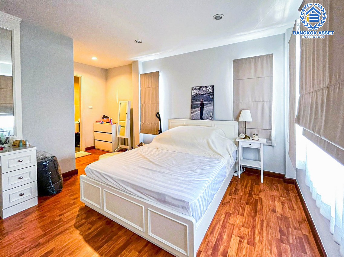 *****ทาวน์โฮมมือสองกรุงเทพมหานคร โครงการ พลัสซิตี้พาร์ค ลาดพร้าว71 หลังมุม! เนื้อที่ 17.3 ตร.ว. ฟังก์ชัน 3 ห้องนอน 3 ห้องน้ำ 1 ที่จอดรถ ตกแต่งภายในสวย พร้อมอยู่ แถมฟรี! 4 เครื่องปรับอากาศ บนทำเลแห่งการเดินทาง เชื่อมต่อถนนประเสริฐมนูกิจ, ถนนเกษตร-นวมินทร์, ถนนลาดพร้าว ใกล้จุดขึ้นทางด่วน "รามอินทรา"