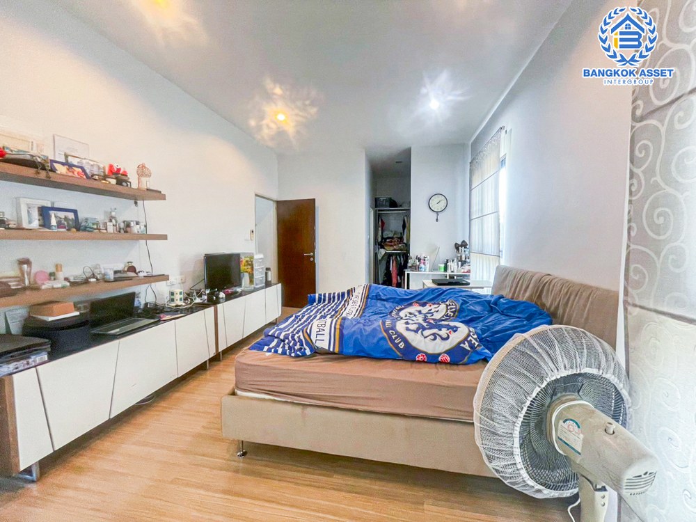 *****บ้านเดี่ยวมือสอง โครงการ ซีรีน พระราม2-ท่าข้าม  เนื้อที่ 57.20 ตร.ว ฟังก์ชัน 3 ห้องนอน 3 ห้องน้ำ 2 ที่จอดรถ บ้านสวยดีไซน์โมเดิร์น ภายในสภาพดีเยี่ยม พร้อมเข้าอยู่ ฟรี! เครื่องปรับอากาศ ราคาสุดคุ้มค่า! โครงการตั้งบนทำเลดี ใกล้เซ็นทรัลพระราม2 เชื่อมต่อจุดขึ้นทางด่วน "เฉลิมมหานคร"