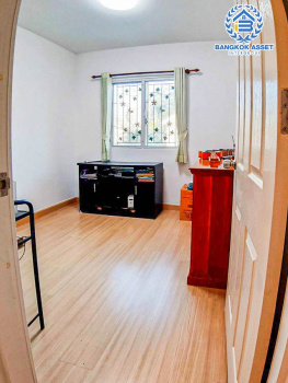 *****ทาวน์เฮ้าส์มือสองนนทบุรี โครงการ พฤกษาวิลล์35 พระราม5-นครอินทร์ เนื้อที่กว้าง 19.3 ตร.ว. ฟังก์ชัน 3 ห้องนอน 2 ห้องน้ำ 1 ที่จอดรถ บ้านสวย สภาพดี  บนทำเลโซนเมือง! เดินทางสะดวก ใกล้สะพานพระราม5, รถไฟฟ้าสายสีม่วง "สถานีแยกติวานนท์" และทางด่วน "ศรีรัช"