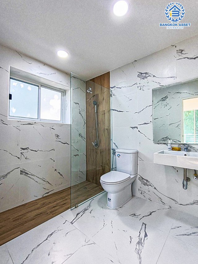 *****บ้านเดี่ยวมือสองนนทบุรี โครงการ ลัดดารมย์ ปิ่นเกล้า เนื้อที่กว้างมากเกือบ 58 ตร.ว. ฟังก์ชัน 3 ห้องนอน 3 ห้องน้ำ 2 ที่จอดรถ บ้านพร้อมอยู่ บนทำเลแห่งการเดินทาง เชื่อมต่อถนนกาญจนาภิเษก ใกล้วงเวียนพระราม5, รถไฟฟ้า "สถานีตลาดบางใหญ่" และทางด่วน "กาญจนาภิเษก"