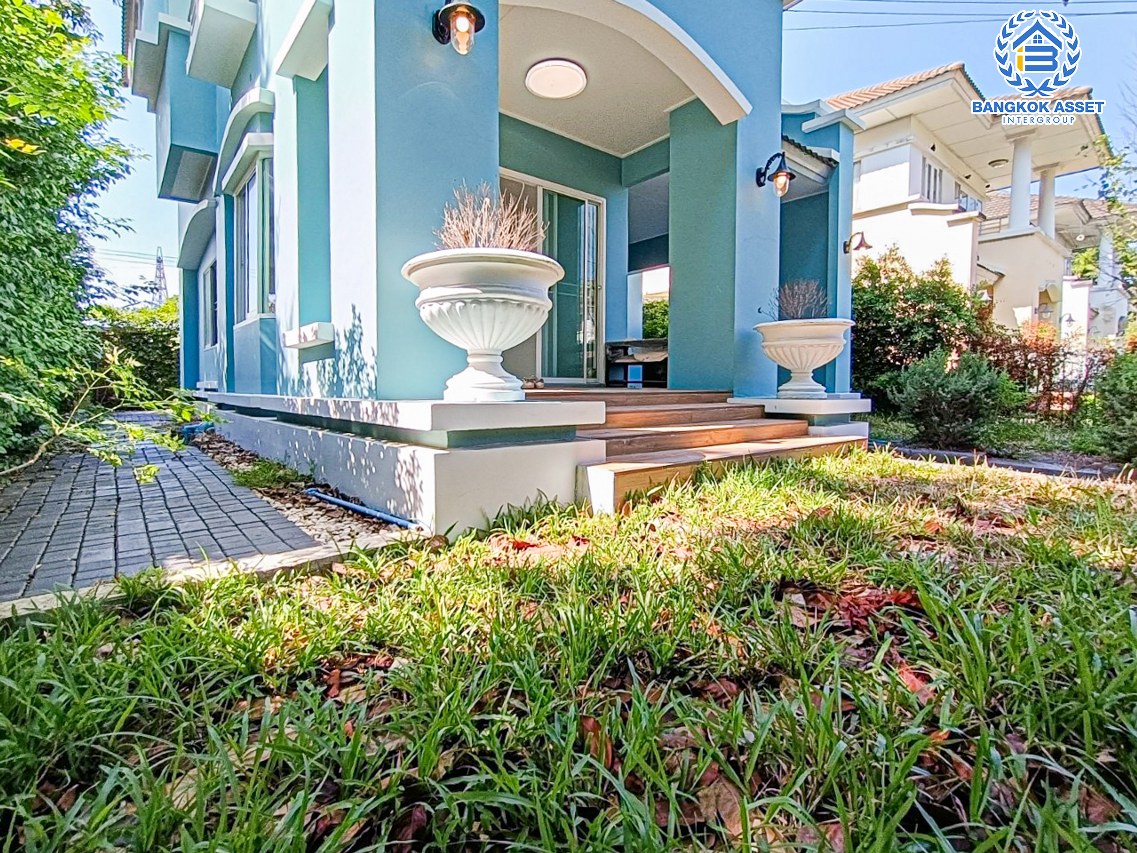 *****บ้านเดี่ยวมือสองนนทบุรี โครงการ ลัดดารมย์ ปิ่นเกล้า เนื้อที่กว้างมากเกือบ 58 ตร.ว. ฟังก์ชัน 3 ห้องนอน 3 ห้องน้ำ 2 ที่จอดรถ บ้านพร้อมอยู่ บนทำเลแห่งการเดินทาง เชื่อมต่อถนนกาญจนาภิเษก ใกล้วงเวียนพระราม5, รถไฟฟ้า "สถานีตลาดบางใหญ่" และทางด่วน "กาญจนาภิเษก"