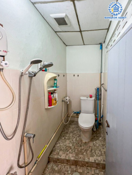 *****บ้านเดี่ยวมือสองกรุงเทพมหานคร หมู่บ้าน ปรีชา2 นวมินทร์ เนื้อที่กว้าง 51 ตร.ว. ฟังก์ชัน 3 ห้องนอน 2 ห้องน้ำ 3 ที่จอดรถ แถมฟรี! 3 เครื่องปรับอากาศ 2 เครื่องทำน้ำอุ่น บนทำเลแห่งการเดินทาง เชื่อมต่อถนนนวมินทร์, ถนนประเสริฐมนูกิจ ใกล้รถไฟฟ้าสายสีเหลือง "สถานีบางกะปิ" ที่จะเสร็จในเร็วๆ นี้