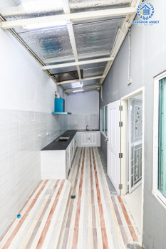 *****ทาวน์เฮ้าส์มือสองนนทบุรี โครงการ นิรันดร์ วิลล์ กาญจนาภิเษก-นครอินทร์ เนื้อที่กว้าง 21.3 ตร.ว. ฟังก์ชัน 3 ห้องนอน 2 ห้องน้ำ 1 ที่จอดรถ บ้านปรับปรุงใหม่สภาพดี พร้อมหิ้วกระเป๋าเข้าอยู่ บนทำเลเยี่ยม เชื่อมต่อถนนกาญจนาภิเษก ใกล้รถไฟฟ้าสายสีม่วง "สถานีสามแยกบางใหญ่" และทางด่วน "ศรีรัช"