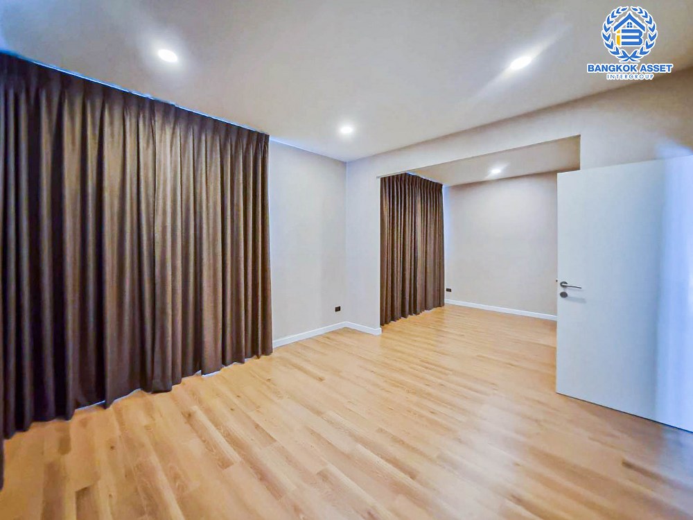 *****บ้านเดี่ยวมือสอง โครงการ เพอร์เฟคเพลส แจ้งวัฒนะ2 หลังมุม เนื้อที่ 57.30 ตร.ว. ฟังก์ชัน 3 ห้องนอน 3 ห้องน้ำ ที่จอดรถ 2 คัน สภาพใหม่เอี่ยม พื้นที่รอบบ้านกว้างขวาง โครงการตั้งบนทำเลแห่งการเดินทาง เชื่อมต่อถนนแจ้งวัฒนะ, ถนนชัยพฤกษ์, ถนนติวานนท์ และทางด่วน "ศรีรัช"