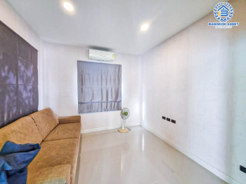 *****บ้านเดี่ยวมือสอง โครงการ เพอร์เฟคเพลส แจ้งวัฒนะ2 หลังมุม เนื้อที่ 57.30 ตร.ว. ฟังก์ชัน 3 ห้องนอน 3 ห้องน้ำ ที่จอดรถ 2 คัน สภาพใหม่เอี่ยม พื้นที่รอบบ้านกว้างขวาง โครงการตั้งบนทำเลแห่งการเดินทาง เชื่อมต่อถนนแจ้งวัฒนะ, ถนนชัยพฤกษ์, ถนนติวานนท์ และทางด่วน "ศรีรัช"