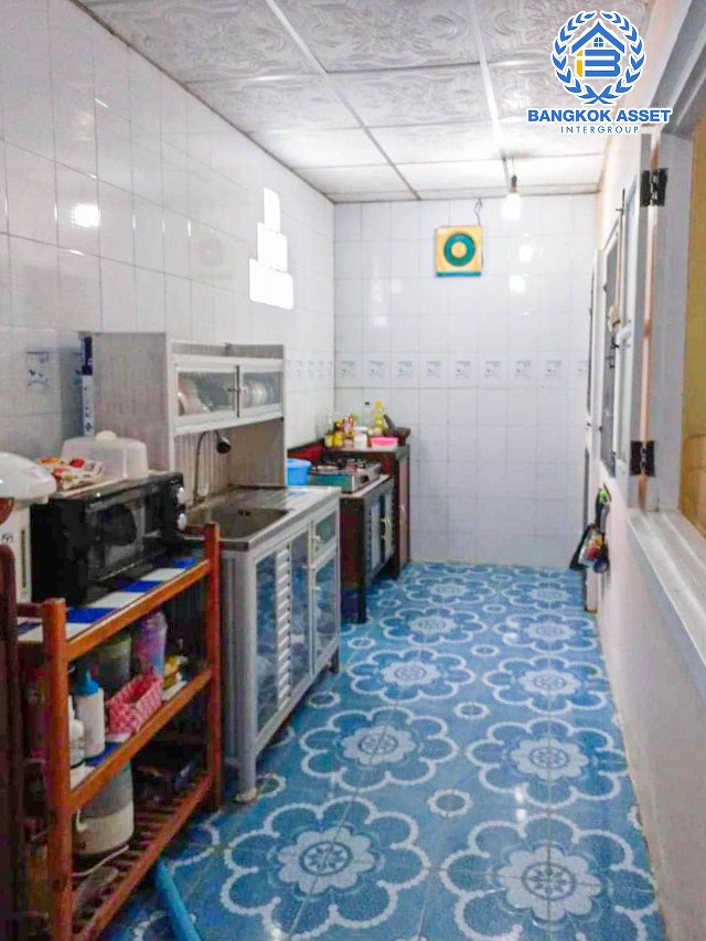 *****ทาวน์เฮ้าส์มือสองนนทบุรี โครงการ พฤกษา30 บ้านกล้วย-ไทรน้อย หลังมุม! เนื้อที่กว้างขวางถึง 28.4 ตร.ว. ฟังก์ชัน 3 ห้องนอน 2 ห้องน้ำ 1 ที่จอดรถ แถมฟรี! 2 เครื่องปรับอากาศ บนทำเลเดินทางสะดวก เชื่อมต่อถนนกาญจนาภิเษก ใกล้รถไฟฟ้าสายสีม่วง "สถานีคลองบางไผ่" ในราคาสุดคุ้ม