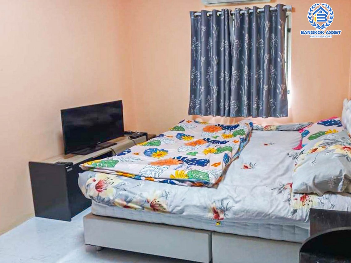 *****ทาวน์เฮ้าส์มือสองนนทบุรี โครงการ พฤกษา30 บ้านกล้วย-ไทรน้อย หลังมุม! เนื้อที่กว้างขวางถึง 28.4 ตร.ว. ฟังก์ชัน 3 ห้องนอน 2 ห้องน้ำ 1 ที่จอดรถ แถมฟรี! 2 เครื่องปรับอากาศ บนทำเลเดินทางสะดวก เชื่อมต่อถนนกาญจนาภิเษก ใกล้รถไฟฟ้าสายสีม่วง "สถานีคลองบางไผ่" ในราคาสุดคุ้ม