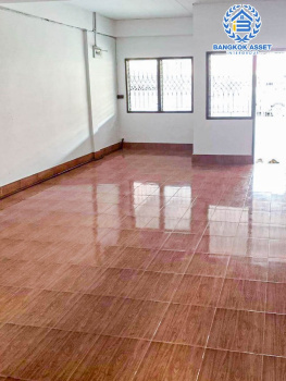 *****ทาวน์เฮ้าส์มือสองนนทบุรี หมู่บ้าน รัตนาธิเบศร์ ติดเซ็นทรัลเวสต์เกต เนื้อที่ 16 ตร.ว. ฟังก์ชัน 2 ห้องนอน 1 ห้องน้ำ 1 ที่จอดรถ บ้านสภาพพร้อมอยู่ บนทำเลศักยภาพ เชื่อมต่อถนนกาญจนาภิเษก, ถนนรัตนาธิเบศร์ เพียง 140 เมตรก็ถึงรถไฟฟ้าสายสีม่วง "สถานีตลาดบางใหญ่" จองเลย!