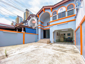 *****ทาวน์เฮ้าส์มือสอง โครงการ เมืองทองธานี โครงการ5 ติวานนท์ เนื้อที่ 30 ตร.ว. ฟังก์ชัน 4 ห้องนอน 2 ห้องน้ำ 2 ที่จอดรถ ภายในสภาพดี แถมฟรี! เครื่องปรับอากาศ บนทำเลดี เชื่อมต่อถนนแจ้งวัฒนะ ถนนติวานนท์ ใกล้รถไฟฟ้าสายสีชมพู(ส่วนต่อขยาย) "สถานีเมืองทองธานี" และจุดขึ้นทางด่วน "แจ้งวัฒนะ"