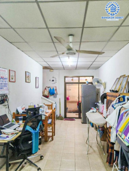 *****อาคารพาณิชย์มือสองกรุงเทพมหานคร ซอยสาธุประดิษฐ์34 รัชดาภิเษก เนื้อที่ 15 ตร.ว. ฟังก์ชัน 5 ห้องนอน 2 ห้องน้ำ แถมฟรี! 2 เครื่องปรับอากาศ บนทำเลดี เชื่อมต่อถนนรัชดาภิเษก ใกล้เซ็นทรัล พระราม 3, รถไฟฟ้าสายสีเขียว "สถานีช่องนนททรี" และจุดขึ้นทางด่วน "เฉลิมมหานคร"