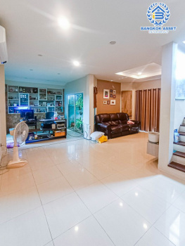 *****บ้านเดี่ยวมือสองนนทบุรี โครงการ ดิโอเรียลเทลเฮ้าส์ บางกรวย-ไทรน้อย หลังมุม! เนื้อที่กว้างมากถึง 56.3 ตร.ว. ฟังก์ชัน 3 ห้องนอน 2 ห้องน้ำ 2 ที่จอดรถ บ้านสวย พร้อมอยู่ บนทำเลดี เชื่อมต่อถนนกาญจนาภิเษก, ถนนรัตนาธิเบศร์ ใกล้รถไฟฟ้าสายสีม่วง "สถานีคลองบางไผ่"