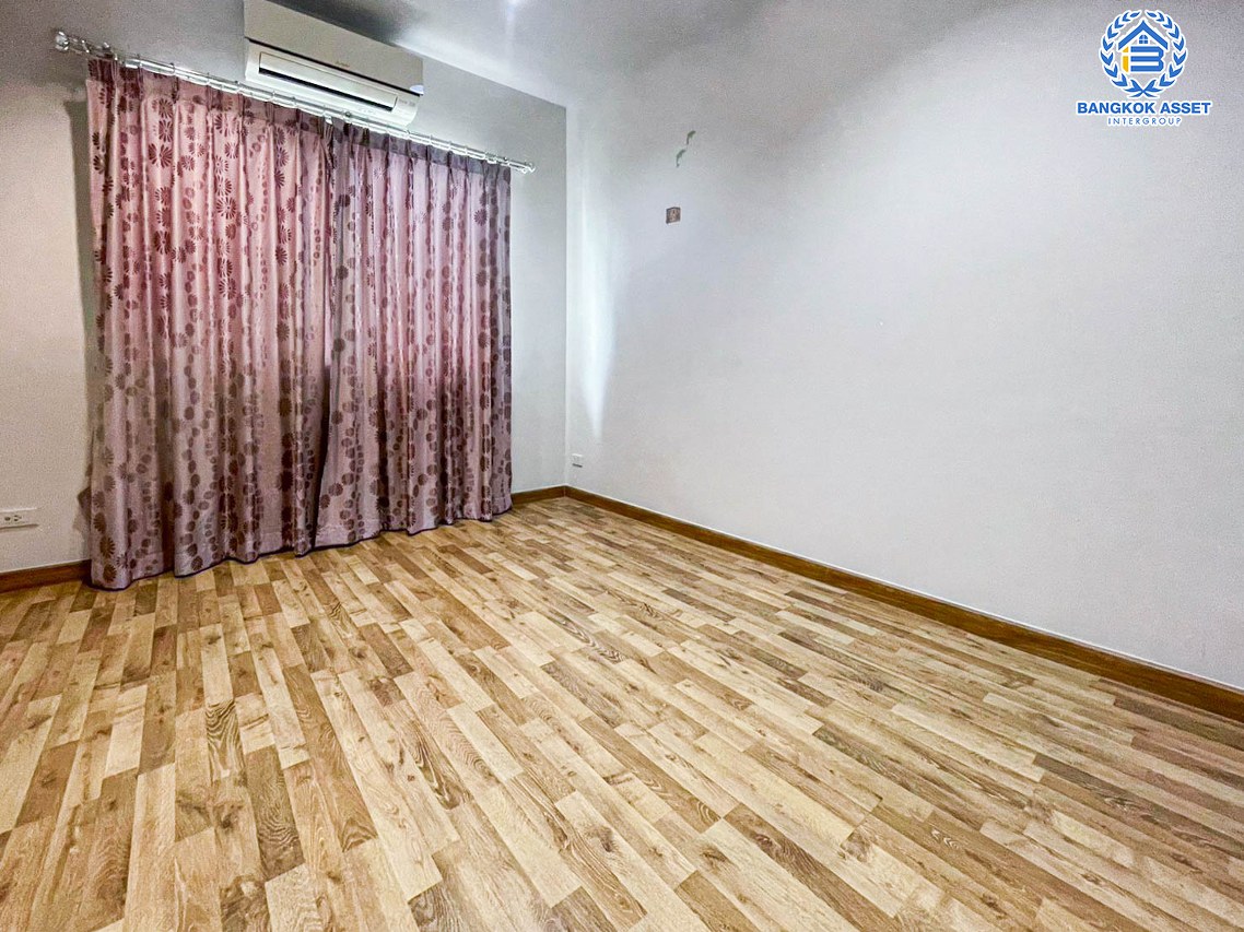 *****ทาวน์โฮมมือสองนนทบุรี โครงการ บารอนเนียทาวน์ ท่าน้ำนนท์ เนื้อที่กว้าง 21 ตร.ว. ฟังก์ชัน 3 ห้องนอน 4 ห้องน้ำ 2 ที่จอดรถ แถมฟรี! 4 เครื่องปรับอากาศ 2 เครื่องทำน้ำอุ่น บนทำเลเชื่อมต่อถนนท่าน้ำนนท์, ถนนราชพฤกษ์ ใกล้รถไฟฟ้าสายสีม่วง "สถานีสะพานพระนั่งเกล้า" จองเลย!