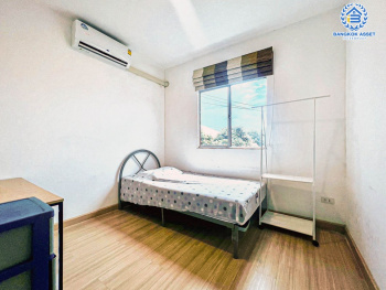 *****ทาวน์เฮ้าส์มือสองปทุมธานี โครงการ พฤกษาวิลล์79 พหลโยธิน-รังสิต เนื้อที่กว้าง 21 ตร.ว. ฟังก์ชัน 3 ห้องนอน 2 ห้องน้ำ 1 ที่จอดรถ บ้านพร้อมอยู่ แถมอยู่ต้นโครการ บนทำเลเดินทางสะดวก เชื่อมต่อถนนรังสิต-ปทุมธานี, ถนนพหลโยธิน ใกล้รถไฟฟ้าสายสีแดง "สถานีรังสิต" และทางด่วน "ดอนเมืองโทลล์เวย์" จองเลย!