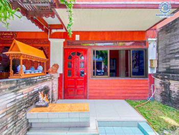 *****ทาวน์เฮ้าส์มือสองนนทบุรี โครงการ นิวเวิลด์วิลล์ บางบัวทอง-สุพรรณบุรี เนื้อที่ 18.5 ตร.ว. ฟังก์ชัน 2 ห้องนอน 2 ห้องน้ำ บ้านพร้อมอยู่ ต่อเติมเพิ่มพื้นที่ครบ แถมฟรี! 2 เครื่องปรับอากาศ บนทำเลเดินทางสะดวก หน้าโครงการติด ถนนบางบัวทอง-สุพรรณบุรี เชื่อมต่อ ถนนกาญจนาภิเษก, ถนนสะพานนนทบุรี-บางบัวทอง