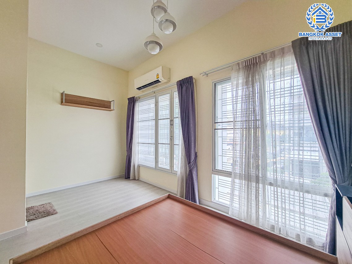 *****ทาวน์เฮ้าส์มือสองนนทบุรี โครงการ เดอะเมทโทร รัตนาธิเบศร์ หลังมุม! เนื้อที่กว้าง 20 ตร.ว. ฟังก์ชัน 3 ห้องนอน 2 ห้องน้ำ 2 ที่จอดรถ บ้านสภาพใหม่ ทำเลดี เชื่อมต่อถนนรัตนาธิเบศร์, ถนนบางกรวย-ไทรน้อย ใกล้โครงการรถไฟฟ้าสายสีม่วง "สถานีไทรม้า" และทางด่วน "งามวงศ์วาน" เดินทางสะดวก