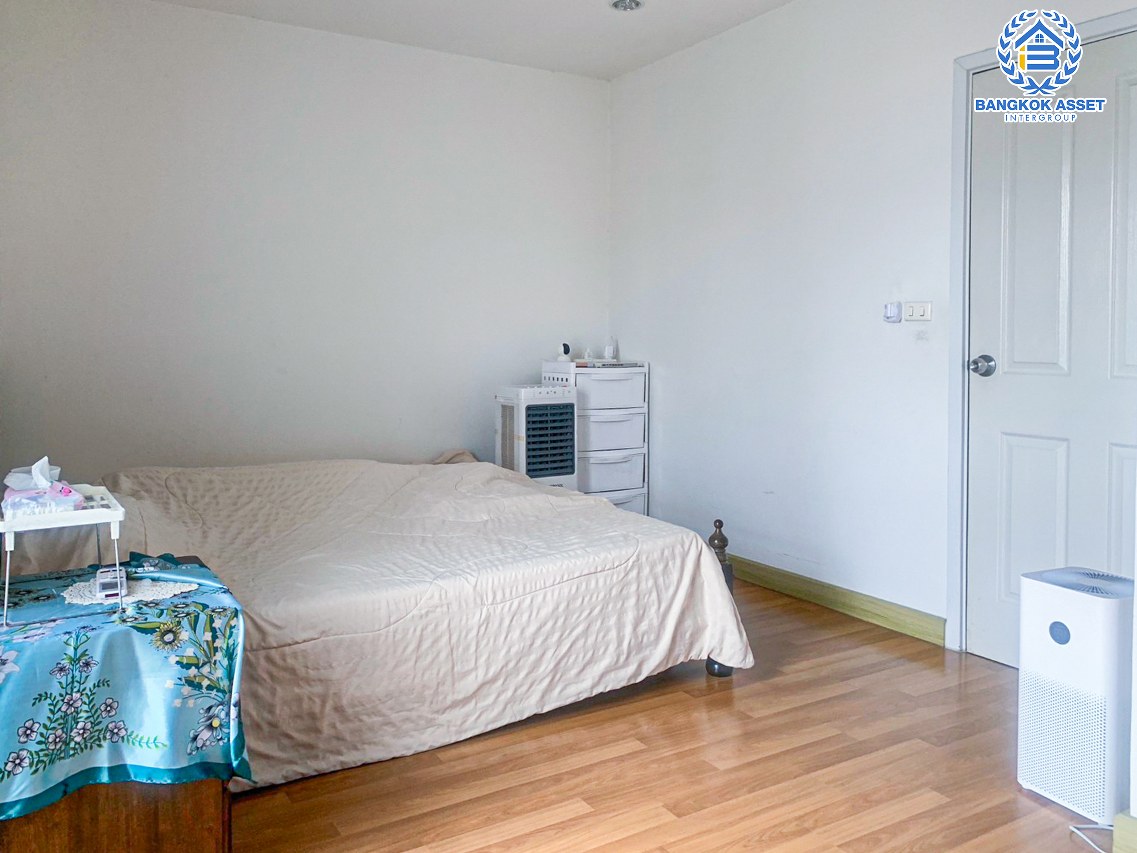 *****ทาวน์เฮ้าส์มือสองนนทบุรี โครงการ พฤกษาทาวน์เน็กซ์ นครอินทร์ เนื้อที่ 17.7 ตร.ว. ฟังก์ชัน 3 ห้องนอน 2 ห้องน้ำ 1 ที่จอดรถ แถมฟรี! 2 เครื่องปรับอากาศ บนทำเลเดินทางสะดวก ติดถนนนครอินทร์ เชื่อมต่อถนนราชพฤกษ์ ถนนกาญจนาภิเษก ใกล้จุดขึ้นทางด่วน "ศรีรัช"