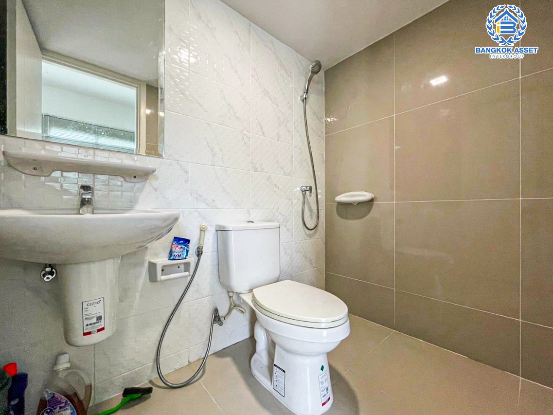 *****ทาวน์เฮ้าส์มือสองนครปฐม โครงการ พฤกษาวิลล์88 ศาลายา เนื้อที่กว้าง 20.1 ตร.ว. ฟังก์ชัน 3 ห้องนอน 2 ห้องน้ำ 1 ที่จอดรถ บ้านสภาพดี ภายในใหม่สุดๆ บนทำเลแห่งการเดินทาง เชื่อมต่อ ถนนศาลาธรรมสพน์, ถนนบรมราชชนี ใกล้มหาวิทยาลัยมหิดล