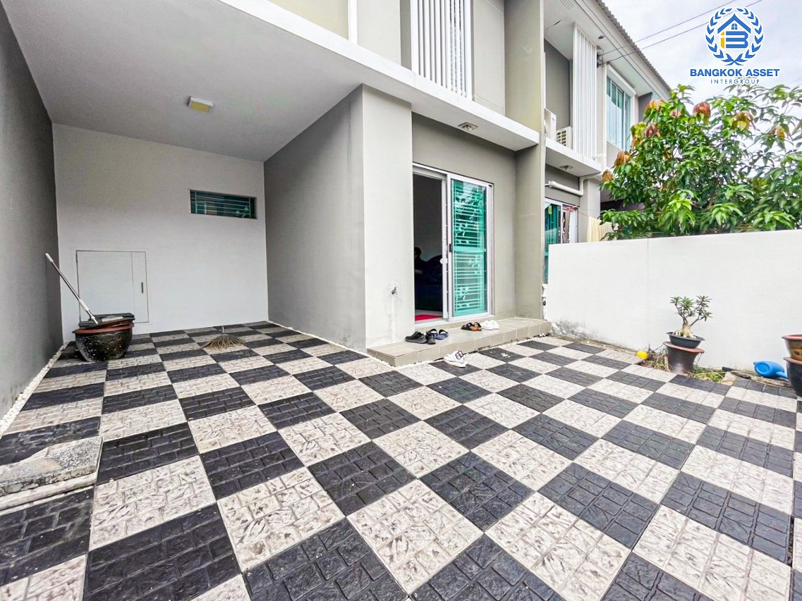 *****ทาวน์เฮ้าส์มือสองนครปฐม โครงการ พฤกษาวิลล์88 ศาลายา เนื้อที่กว้าง 20.1 ตร.ว. ฟังก์ชัน 3 ห้องนอน 2 ห้องน้ำ 1 ที่จอดรถ บ้านสภาพดี ภายในใหม่สุดๆ บนทำเลแห่งการเดินทาง เชื่อมต่อ ถนนศาลาธรรมสพน์, ถนนบรมราชชนี ใกล้มหาวิทยาลัยมหิดล