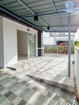 *****ทาวน์เฮ้าส์มือสอง โครงการ พฤกษา76 กาญจนาภิเษก เนื้อที่ 20.30 ตร.ว. ฟังก์ชัน 2 ห้องนอน 2 ห้องน้ำ 1 ที่จอดรถ สภาพสวยพร้อมอยู่ รีโนเวทใหม่ สิ่งอำนวยความสะดวกครบครัน ทำเลเดินทางสะดวก เชื่อมต่อกาญจนาภิเษก ใกล้เซ็นทรัลเวสต์เกต และโครงการรถไฟฟ้าสายสีม่วง "สถานีตลาดบางใหญ่"