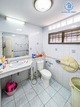 *****บ้านเดี่ยวมือสองนนทบุรี โครงการ พัชรวิลล์ บางกรวย-ไทรน้อย เนื้อที่กว้างมากถึง 125 ตร.ว. ฟังก์ชัน 3 ห้องนอน 3 ห้องน้ำ 4 ที่จอดรถ บ้านเนื้อที่เยอะมาก บนทำเลติด ถนนบางกรวย-ไทรน้อย ถึงรถไฟฟ้าสายสีม่วง "สถานีบางพลู" เพียง 6 นาทีเท่านั้น และยังใกล้ทางด่วน "ศรีรัช"