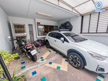 *****ทาวน์โฮมมือสอง 3 ชั้น จากแบรนด์ AP โครงการ บ้านกลางเมือง ลาดพร้าว71 พร้อมฟังก์ชัน 3 ห้องนอน 4 ห้องน้ำ ภายในสภาพดีมาก บนทำเลที่ดีเดินทางในเมืองสะดวกสบาย เชื่อมต่อถนนลาดพร้าว ถนนโชคชัย4 ถนนลาดพร้าว ถนนนาคนิวาส ใกล้จุดขึ้นทางด่วน "รามอินทรา-อาจณรงค์"