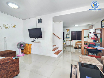 *****บ้านแฝดมือสองนนทุบรี โครงการ แลนซีโอคริป ปิ่นเกล้า-พระราม5 คุณภาพระดับ ลลิล พร็อพเพอร์ตี้ เนื้อที่กว้างมากถึง 38.5 ตร.ว. ฟังก์ชัน 4 ห้องนอน 2 ห้องน้ำ 2 ที่จอดรถ บนทำเลเชื่อมต่อ ถนนกาญจนาภิเษก, ถนนบางม่วง-บางคูลัด, ถนนนครอินทร์ และยังใกล้ทางด่วน "ศรีรัช"