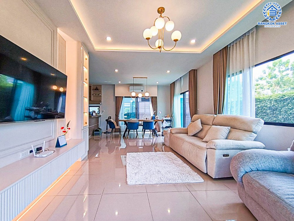 *****บ้านเดี่ยวมือสอง โครงการ สราญสิริ รังสิต เนื้อที่ 68.80 ตร.ว. ฟังก์ชัน 4 ห้องนอน 4 ห้องน้ำ 2 ที่จอดรถ บ้านหลังใหญ่ ภายในเหมือนใหม่พร้อมอยู่ บนทำเลเดินทางสะดวก เชื่อมต่อถนนรังสิต-ปทุมธานี ถนนคลองหลวง ใกล้รถไฟฟ้าสายสีแดง "สถานีรังสิต" และจุดขึ้นทางด่วน "ศรีรัช"