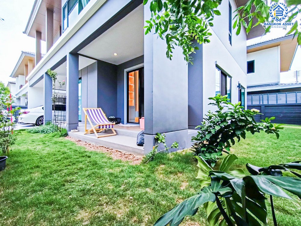 *****บ้านเดี่ยวมือสอง โครงการ สราญสิริ รังสิต เนื้อที่ 68.80 ตร.ว. ฟังก์ชัน 4 ห้องนอน 4 ห้องน้ำ 2 ที่จอดรถ บ้านหลังใหญ่ ภายในเหมือนใหม่พร้อมอยู่ บนทำเลเดินทางสะดวก เชื่อมต่อถนนรังสิต-ปทุมธานี ถนนคลองหลวง ใกล้รถไฟฟ้าสายสีแดง "สถานีรังสิต" และจุดขึ้นทางด่วน "ศรีรัช"