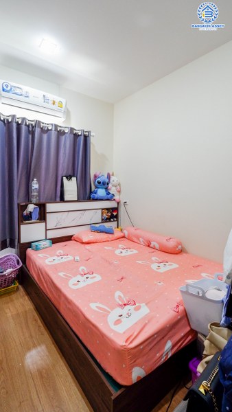 *****ทาวน์เฮ้าส์มือสอง โครงการ โกลเด้นทาวน์ วงศ์สว่าง-รัชดา หลังมุม เนื้อที่ 19 ตร.ว. ฟังก์ชัน 4 ห้องนอน 2 ห้องน้ำ 1 จอดรถ ภายในสภาพดีเยี่ยม พร้อมอยู่ บนทำเลเดินทางสะดวกมาก เชื่อมต่อถนนวงศ์สว่าง ถนนนครอินทร์ ใกล้รถไฟฟ้าสายสีม่วง "สถานีแยกติวานนท์" และจุดขึ้นทางด่วน "พระราม7"