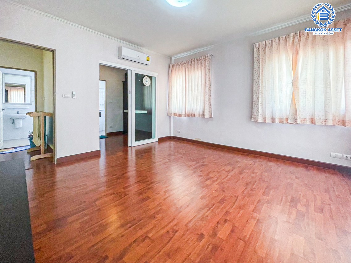 *****บ้านเดี่ยวมือสองนนทบุรี โครงการ ศุภาลัย พาร์ควิลล์ ราชพฤกษ์-วงแหวน345 เนื้อที่กว้างขวางถึง 60.8 ตร.ว. ฟังก์ชัน 3 ห้องนอน 3 ห้องน้ำ 4 ที่จอดรถ บ้านหลังใหญ่ ตกแต่งภายในสไตล์โมเดิร์น บนทำเลเดินทางสะดวก เชื่อมต่อ ถนนสะพานนนทบุรี-บางบัวทอง, ถนนราชพฤกษ์, ถนนบางบัวทอง-สุพรรณบุรี จองเลย!