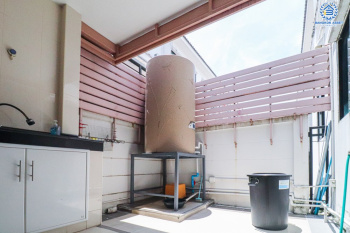 *****ทาวน์โฮม 3 ชั้นมือสอง โครงการ บ้านกลางเมือง นวมินทร์42 หลังมุม เนื้อที่ 28.40 ตร.ว. ฟังก์ชัน 3 ห้องนอน 3 ห้องน้ำ 2 ที่จอดรถ ใกล้ทางเข้าโครงการ ภายในสภาพดีเยี่ยม พร้อมอยู่ทันที บนทำเลเดินทางสะดวก เชื่อมต่อถนนเกษตร-นวมินทร์ ใกล้จุดขึ้นทางด่วน "รามอินทรา-อาจณรงค์"