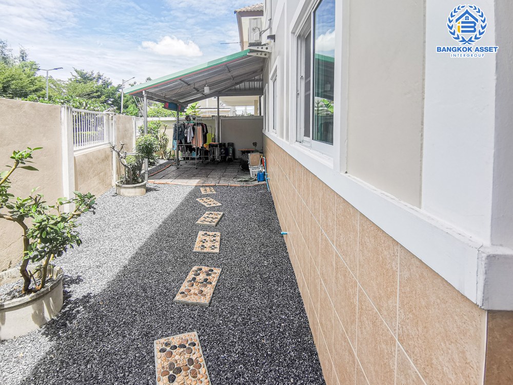 *****บ้านแฝดมือสอง โครงการ วราวิลล์ ราชพฤกษ์-345 หลังมุม เนื้อที่ 40.40 ตร.ว. ฟังก์ชัน 3 ห้องนอน 3 ห้องน้ำ 2 ที่จอดรถ พื้นที่กว้างขวาง ภายในบ้านสภาพดีมาก พร้อมเข้าอยู่ได้ทันที แถมฟรี! เครื่องปรับอากาศ บนทำเลเดินทางสะดวก เชื่อมต่อถนน345 ถนนราชพฤกษ์ ถนนสะพานนนทบุรี-บางบัวทอง