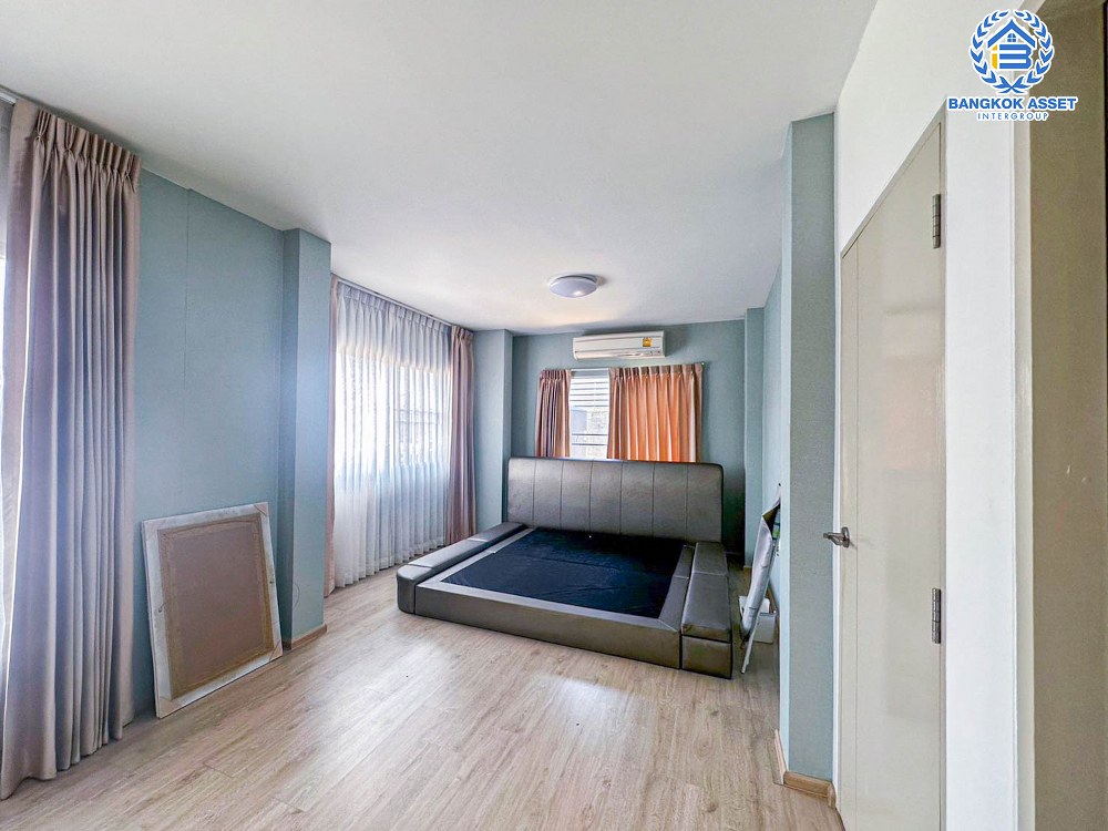 *****บ้านแฝดมือสอง โครงการ เอโทล บาหลีบีช มอเตอร์เวย์-ลาดกระบัง เนื้อที่ 45.50 ตร.ว. ฟังก์ชัน 3 ห้องนอน 2 ห้องน้ำ 2 ที่จอดรถ ภายในสภาพดี พร้อมเข้าอยู่ แถมฟรี! เครื่องปรับอากาศ บนทำเลดี เชื่อมต่อถนนเทพราช-ลาดกระบัง ใกล้รถไฟฟ้า Airport Rail Link ลาดกระบัง และจุดขึ้นมอเตอร์เวย์ลาดกระบัง