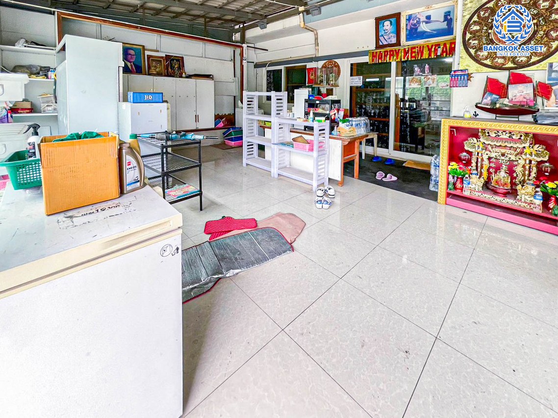 *****ทาวน์เฮ้าส์มือสองปทุมธานี โครงการ ศุภาลัย โนโววิลล์ คลอง5 หลังมุม! เนื้อที่กว้างเกือบ 32 ตร.ว. ฟังก์ชัน 4 ห้องนอน 2 ห้องน้ำ ต่อเติมแล้ว พร้อมเฟอร์นิเจอร์บิ้วอินท์ บนทำเลแห่งการเดินทาง เชื่อมต่อถนนลำลูกกา, ถนนหทัยราษฎร์ ใกล้รถไฟฟ้าสายสีเขียว "สถานีคูคต" จองเลย!